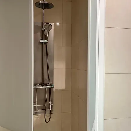 Πανσιόν Al-andalus *