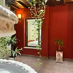 Гостьовий будинок Al-andalus *