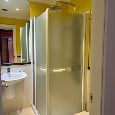 Al-andalus Guest house