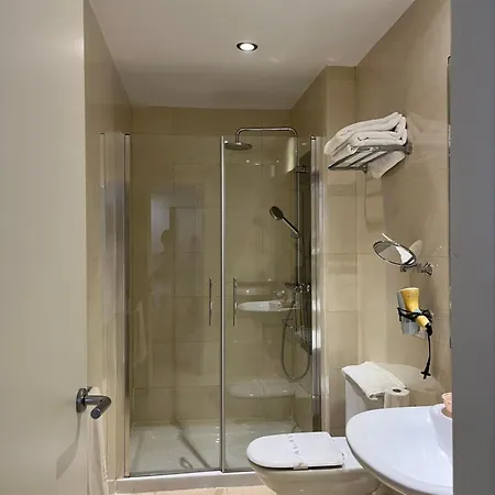 Al-andalus Guest house