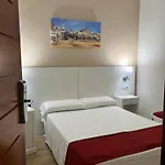 Al-andalus بيت ضيافة *